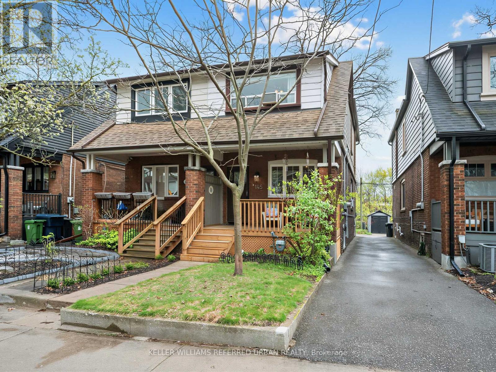 145 Oakcrest Avenue, Toronto (east End-danforth), Ontario