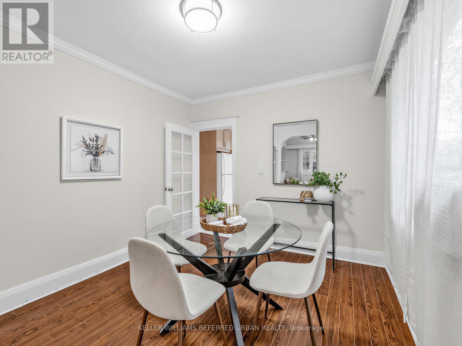 145 Oakcrest Avenue, Toronto (east End-danforth), Ontario