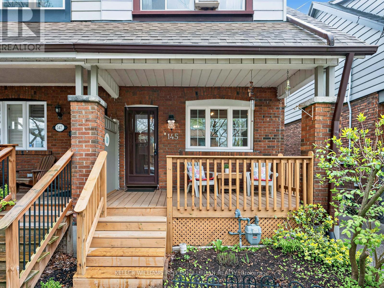 145 Oakcrest Avenue, Toronto (east End-danforth), Ontario