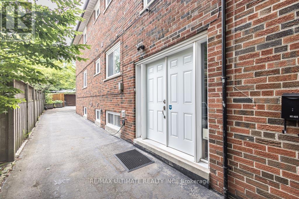 39 Laws Street, Toronto (junction Area), Ontario