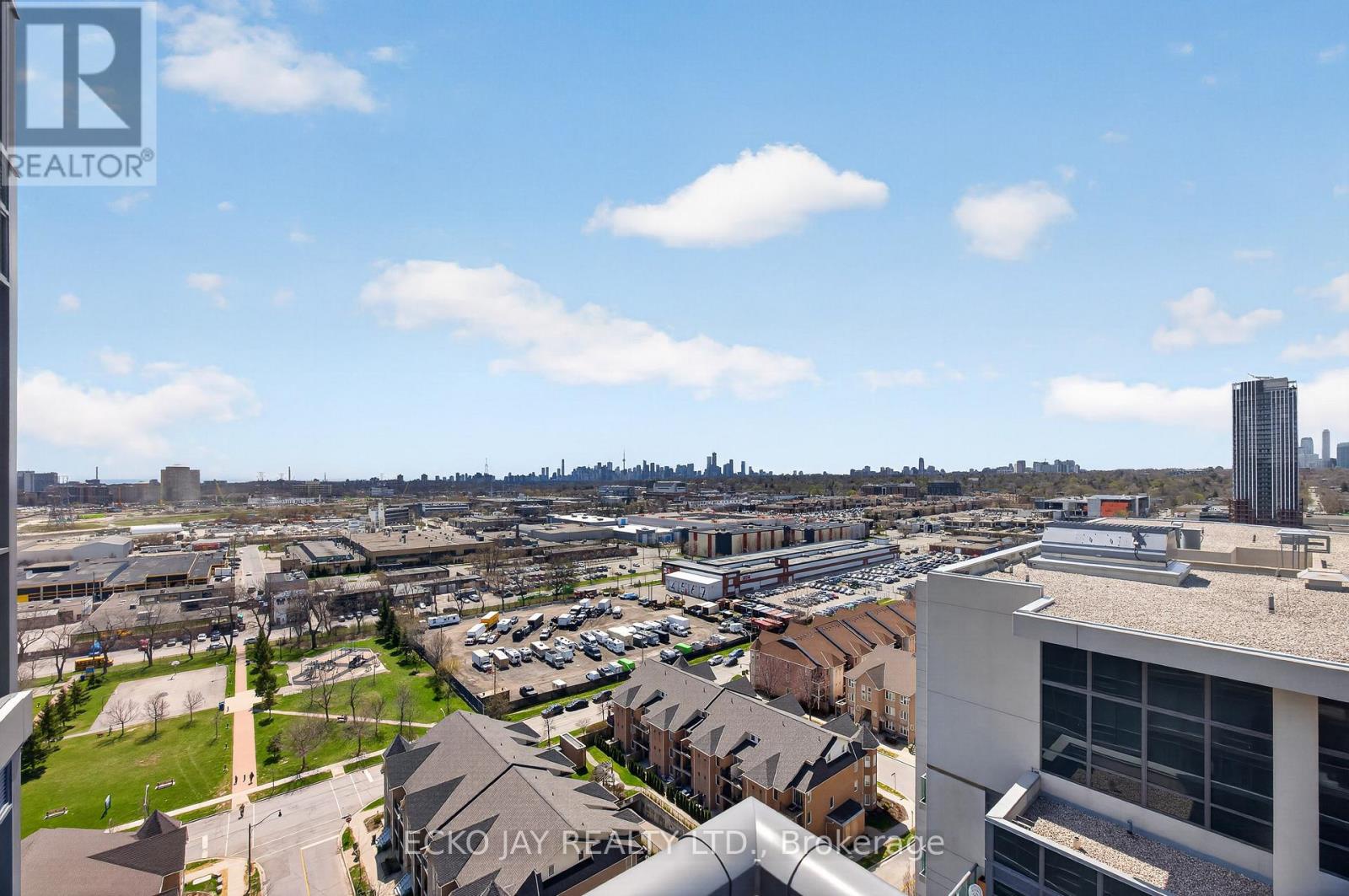 Ph01 - 35 Brian Peck Crescent, Toronto (thorncliffe Park), Ontario