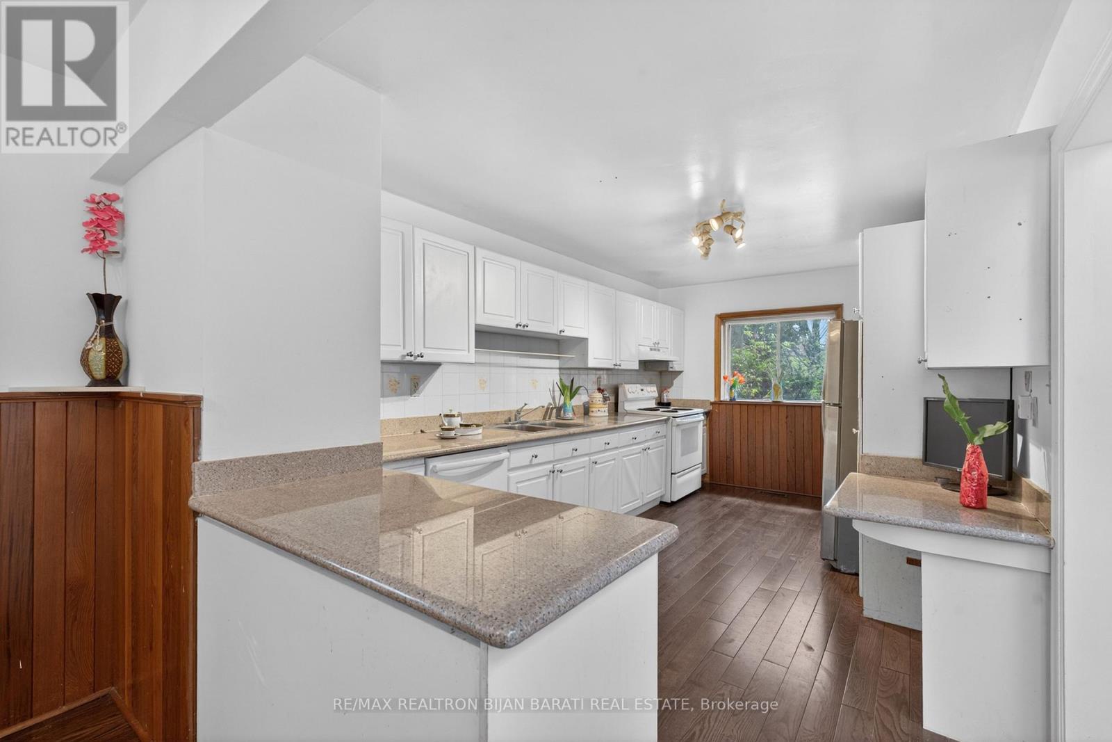 309 Hillcrest Avenue, Toronto (willowdale East), Ontario