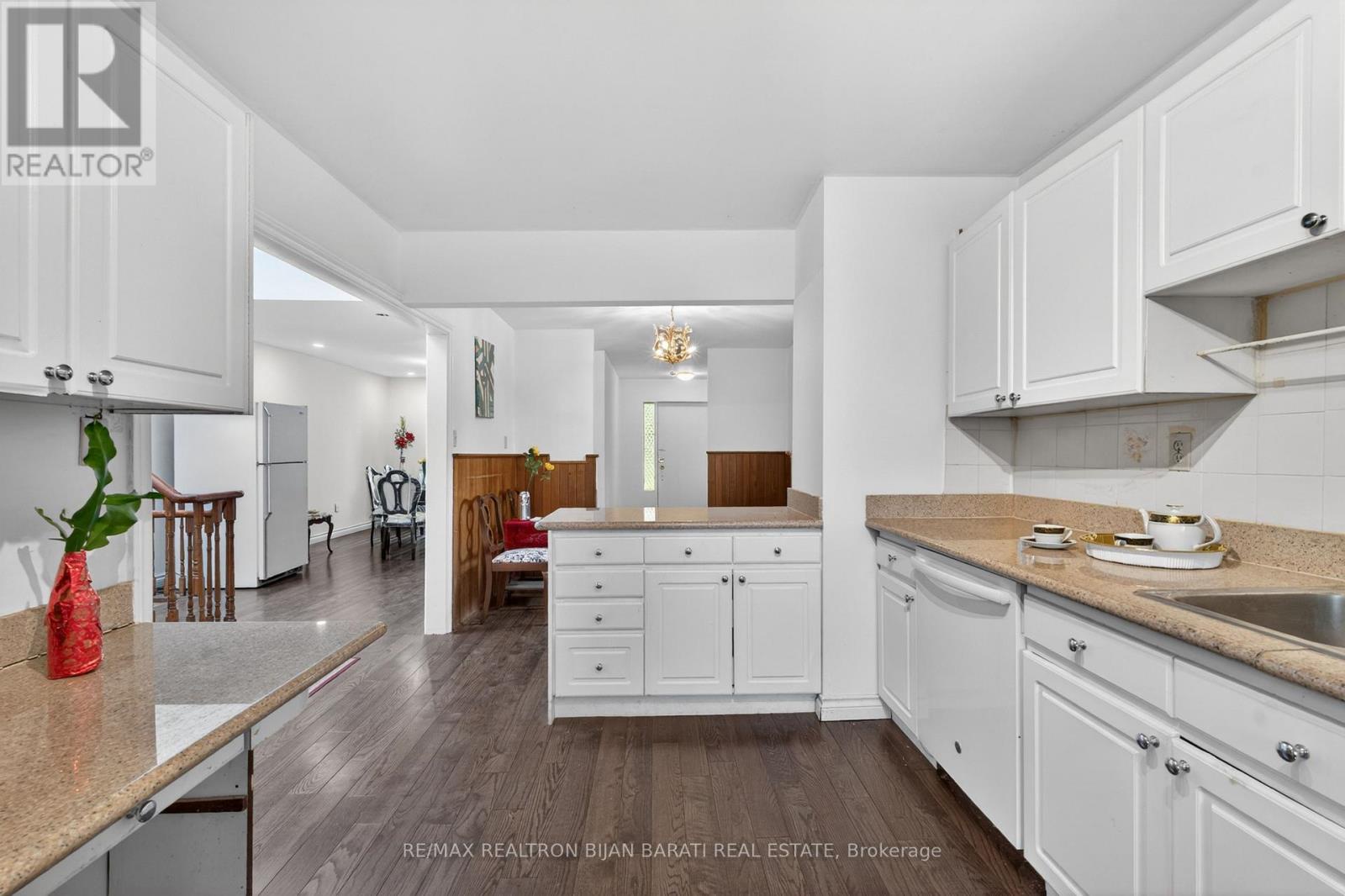 309 Hillcrest Avenue, Toronto (willowdale East), Ontario