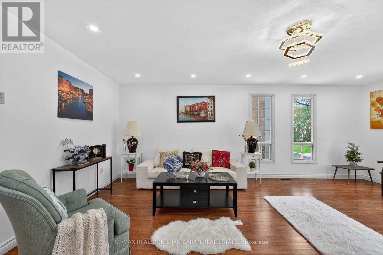 309 Hillcrest Avenue, Toronto (willowdale East), Ontario