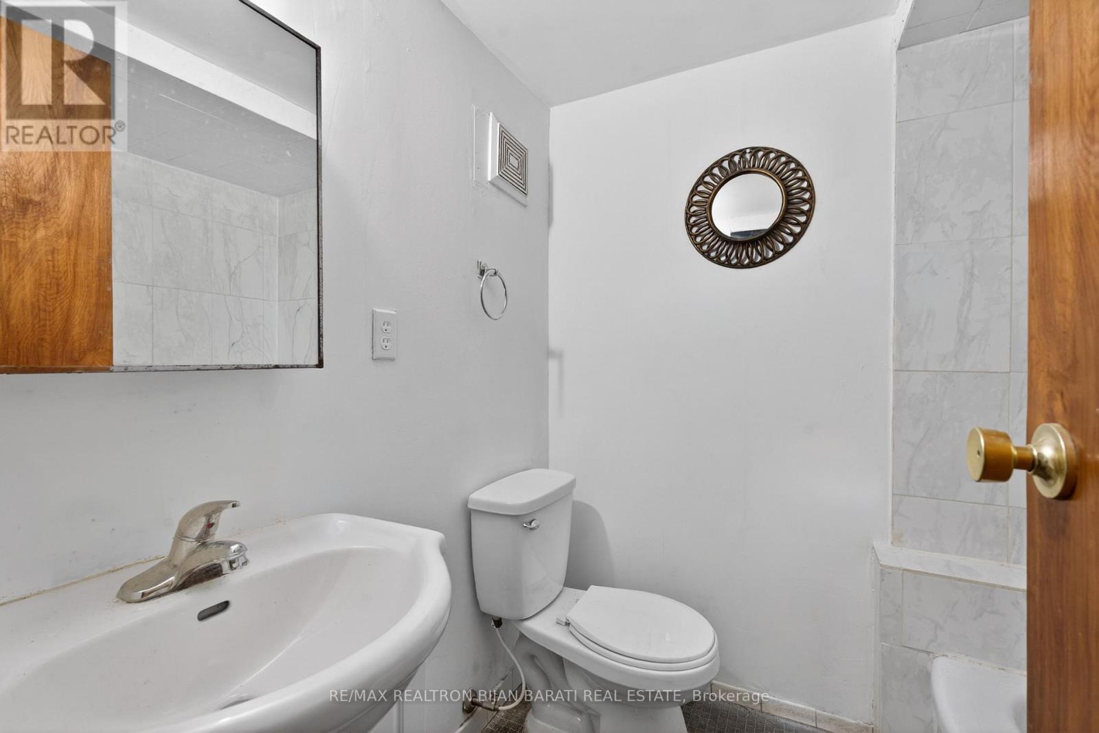 309 Hillcrest Avenue, Toronto (willowdale East), Ontario