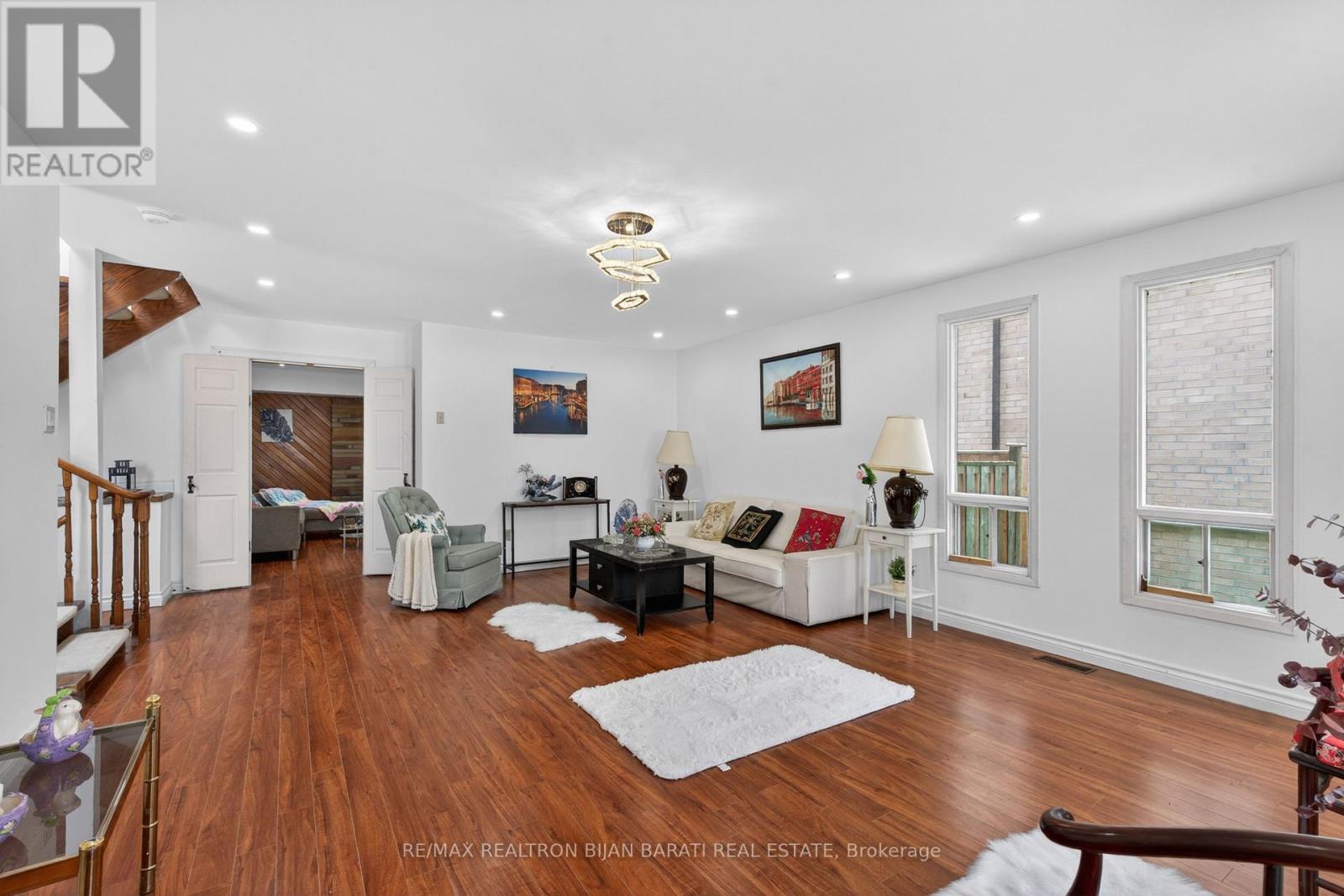 309 Hillcrest Avenue, Toronto (willowdale East), Ontario