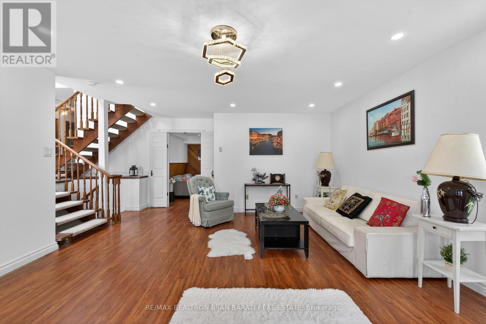 309 Hillcrest Avenue, Toronto (willowdale East), Ontario