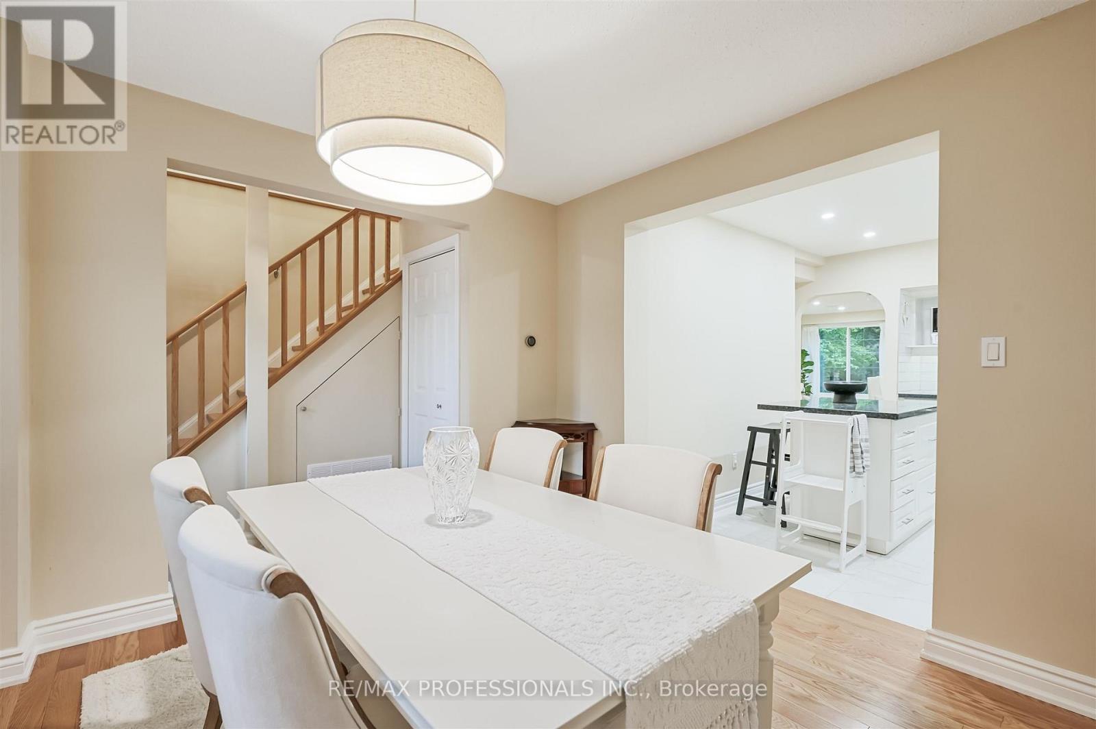 53 Tilden Crescent, Toronto (humber Heights), Ontario