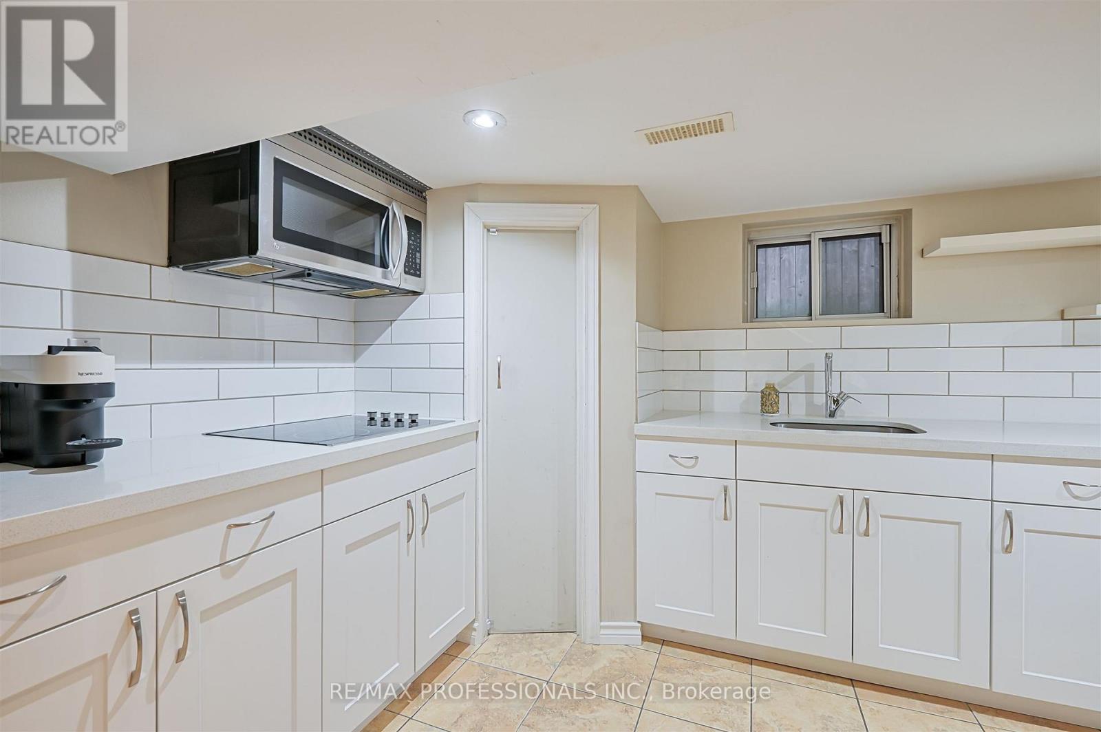 53 Tilden Crescent, Toronto (humber Heights), Ontario