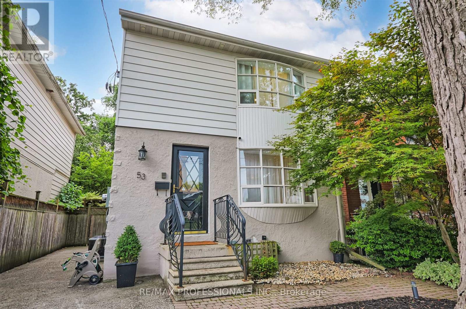 53 Tilden Crescent, Toronto (humber Heights), Ontario