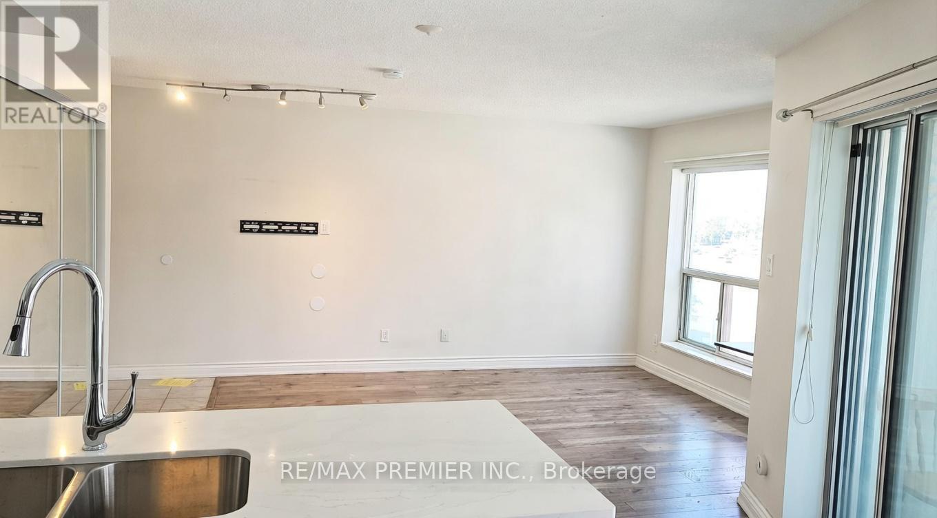 719 - 600 Queens Quay W, Toronto (waterfront Communities), Ontario