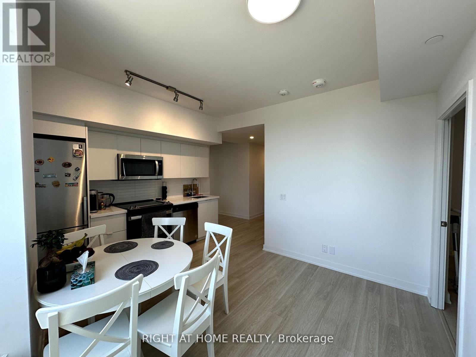 903 - 30 Tretti Way, Toronto (clanton Park), Ontario