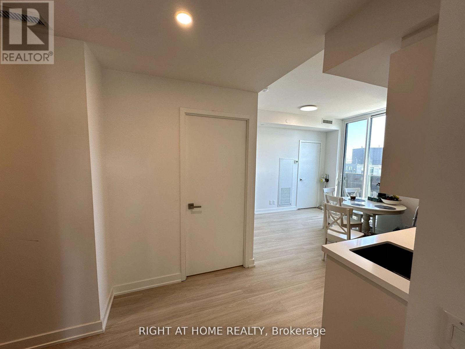 903 - 30 Tretti Way, Toronto (clanton Park), Ontario