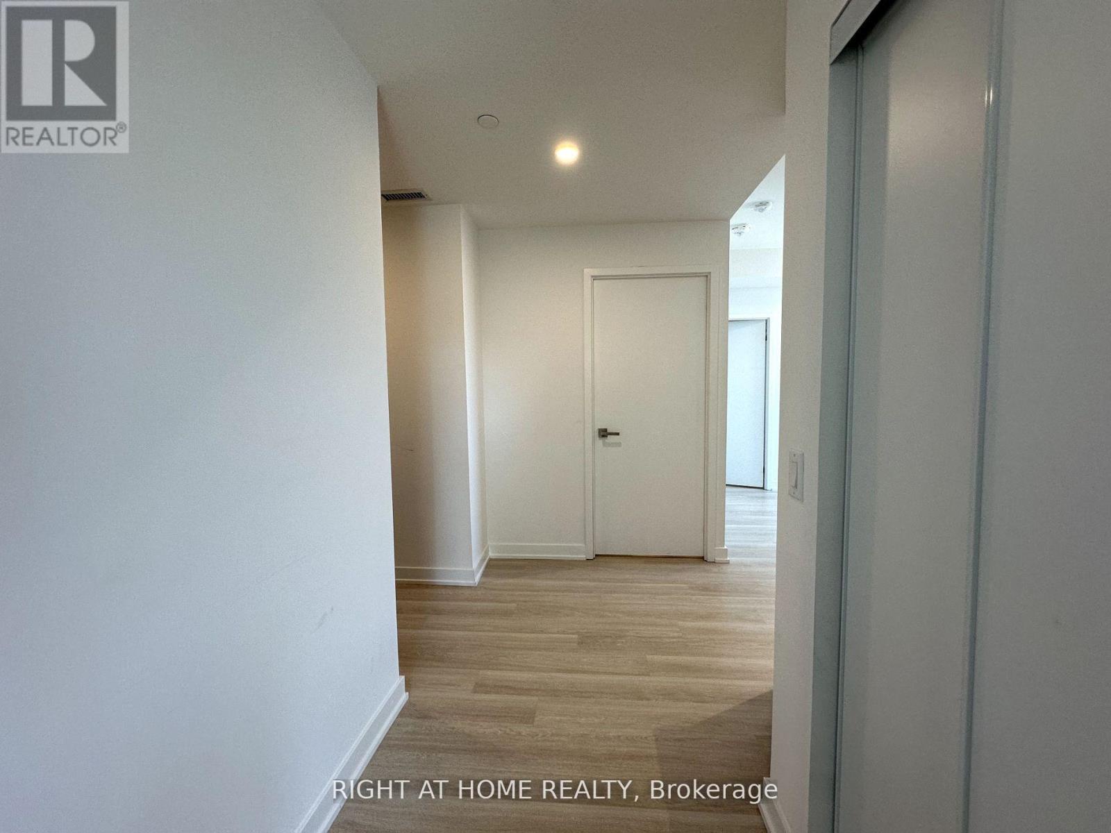 903 - 30 Tretti Way, Toronto (clanton Park), Ontario