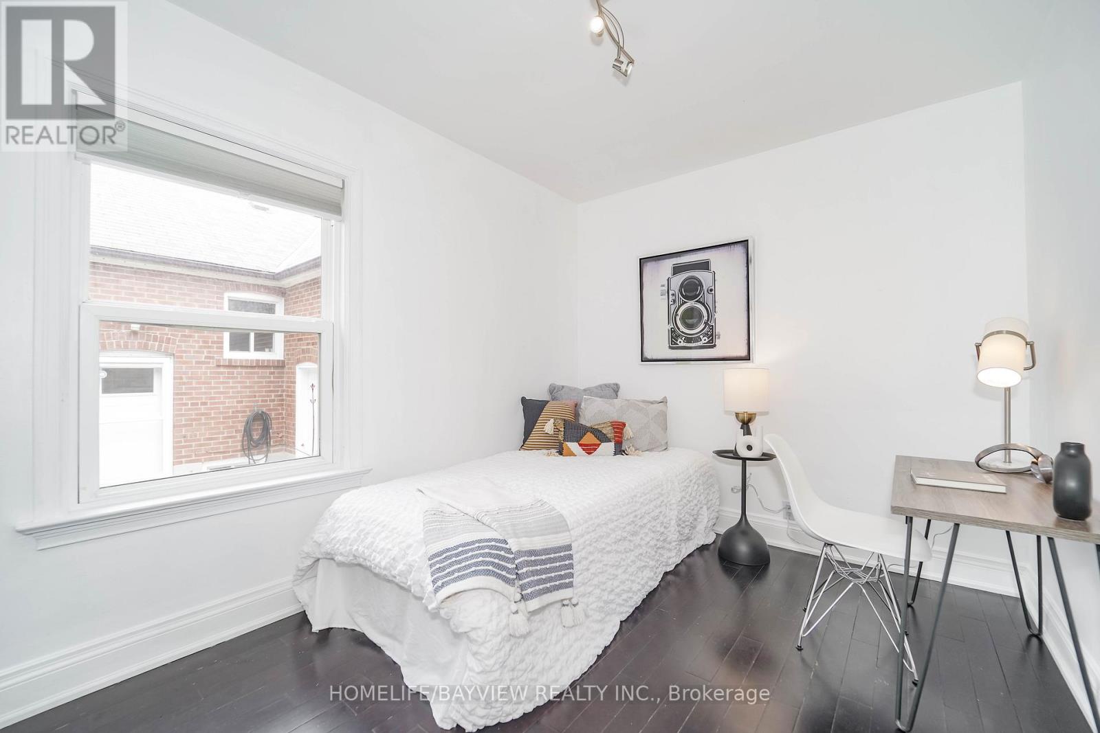 14 Easton Road, Toronto (lansing-westgate), Ontario