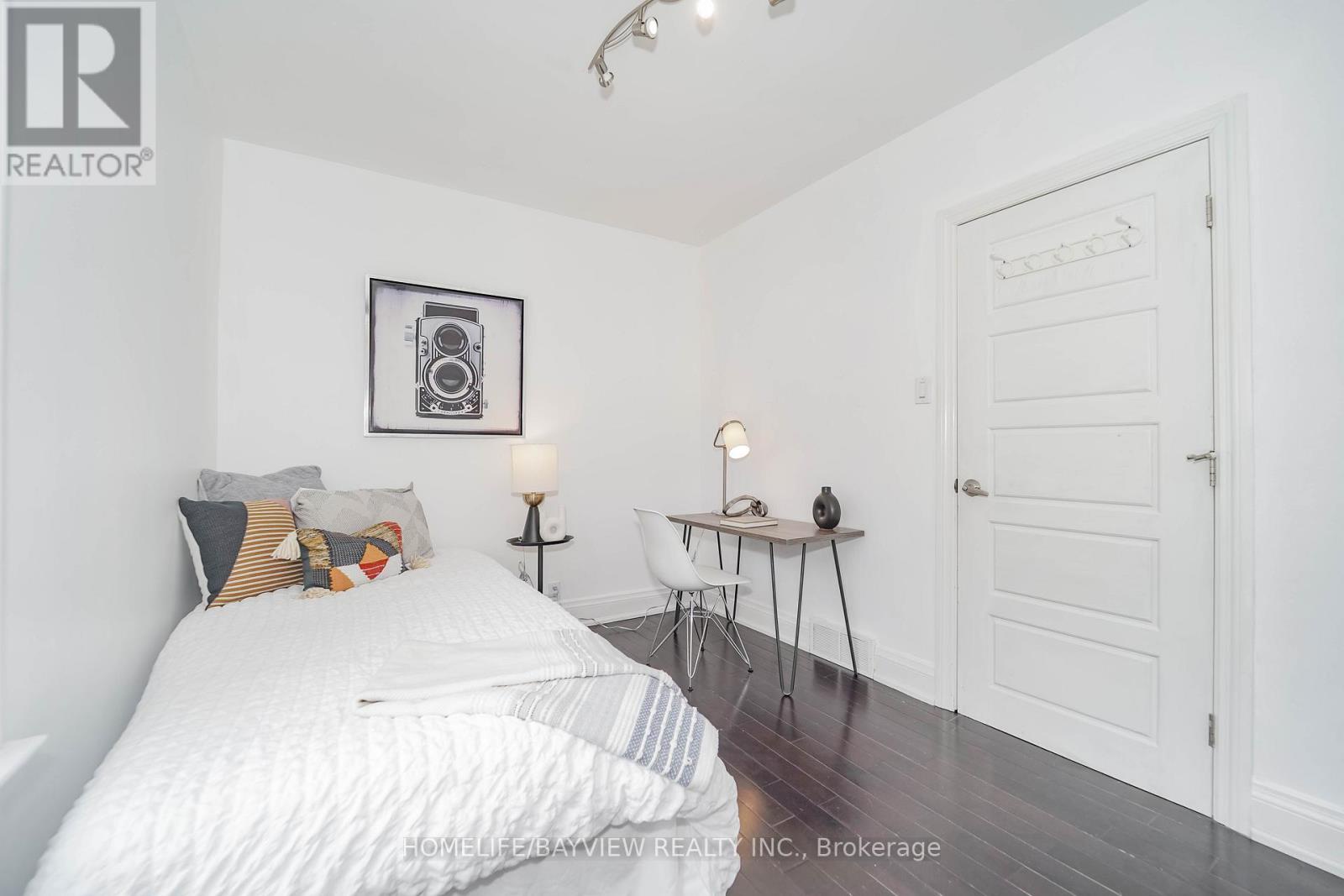 14 Easton Road, Toronto (lansing-westgate), Ontario