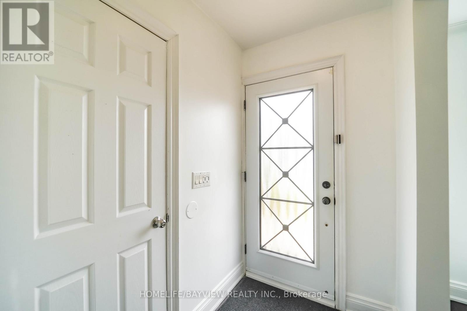 14 Easton Road, Toronto (lansing-westgate), Ontario