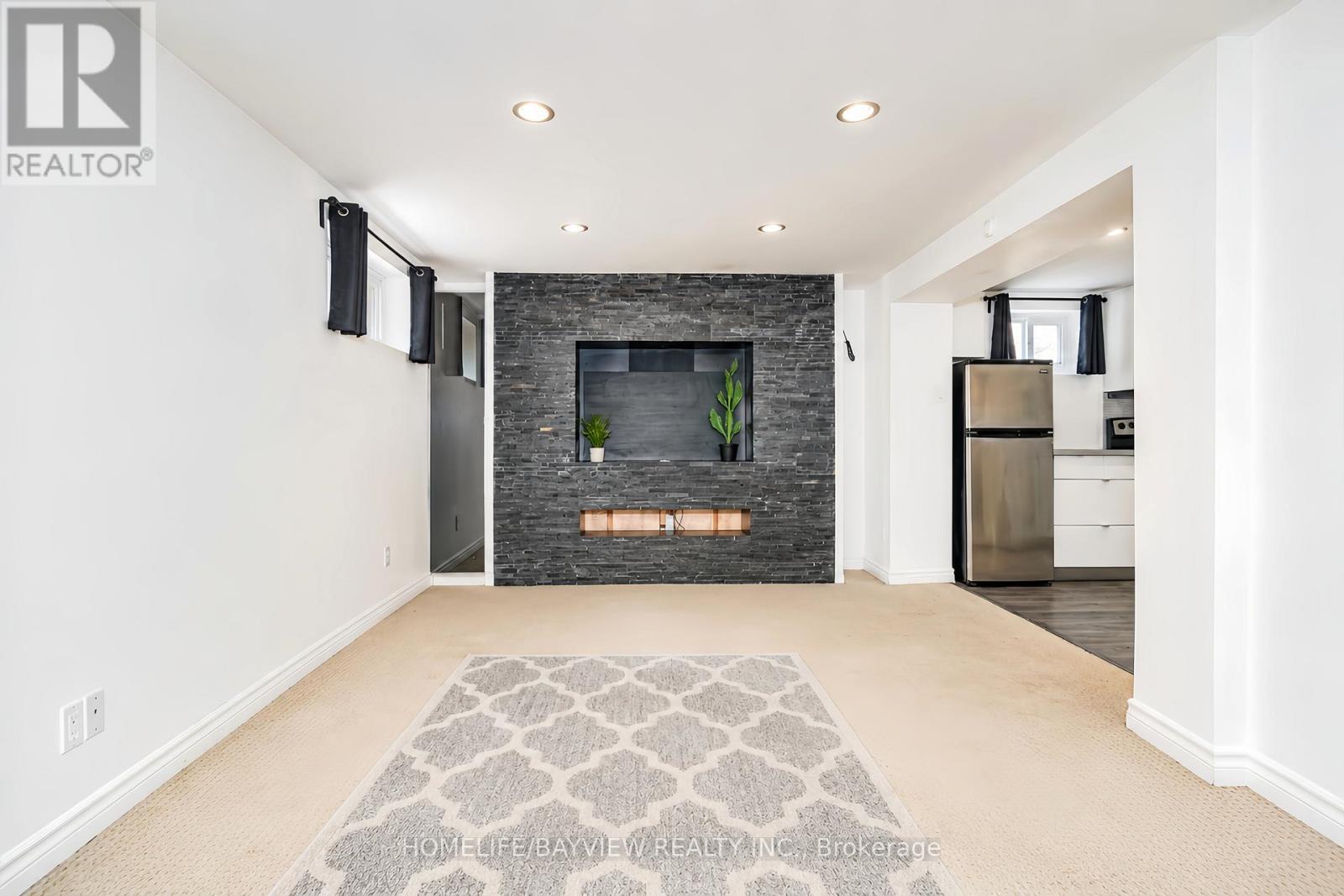 14 Easton Road, Toronto (lansing-westgate), Ontario