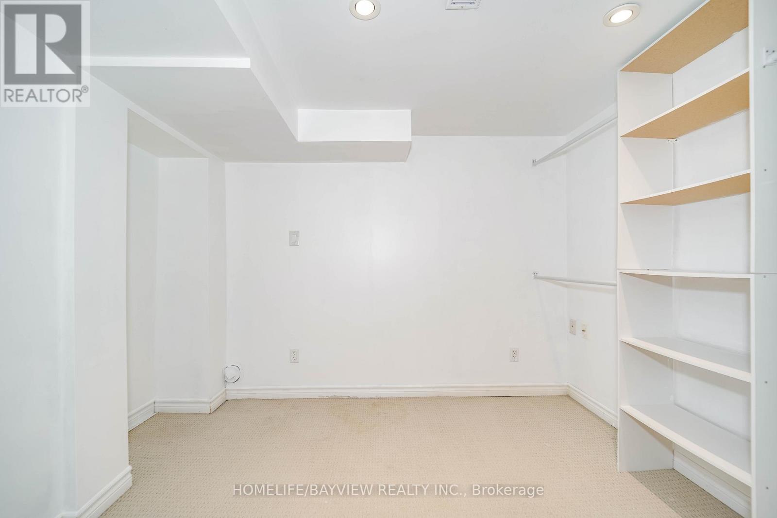 14 Easton Road, Toronto (lansing-westgate), Ontario