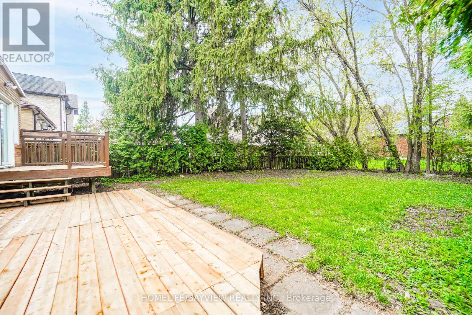 14 Easton Road, Toronto (lansing-westgate), Ontario
