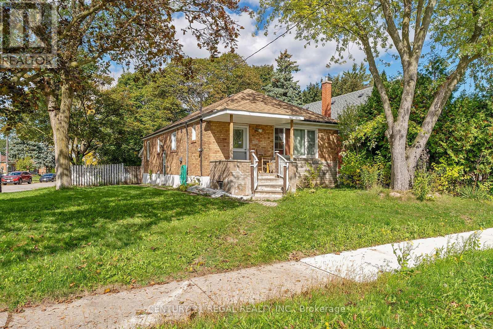 106 Flora Drive, Toronto (dorset Park), Ontario