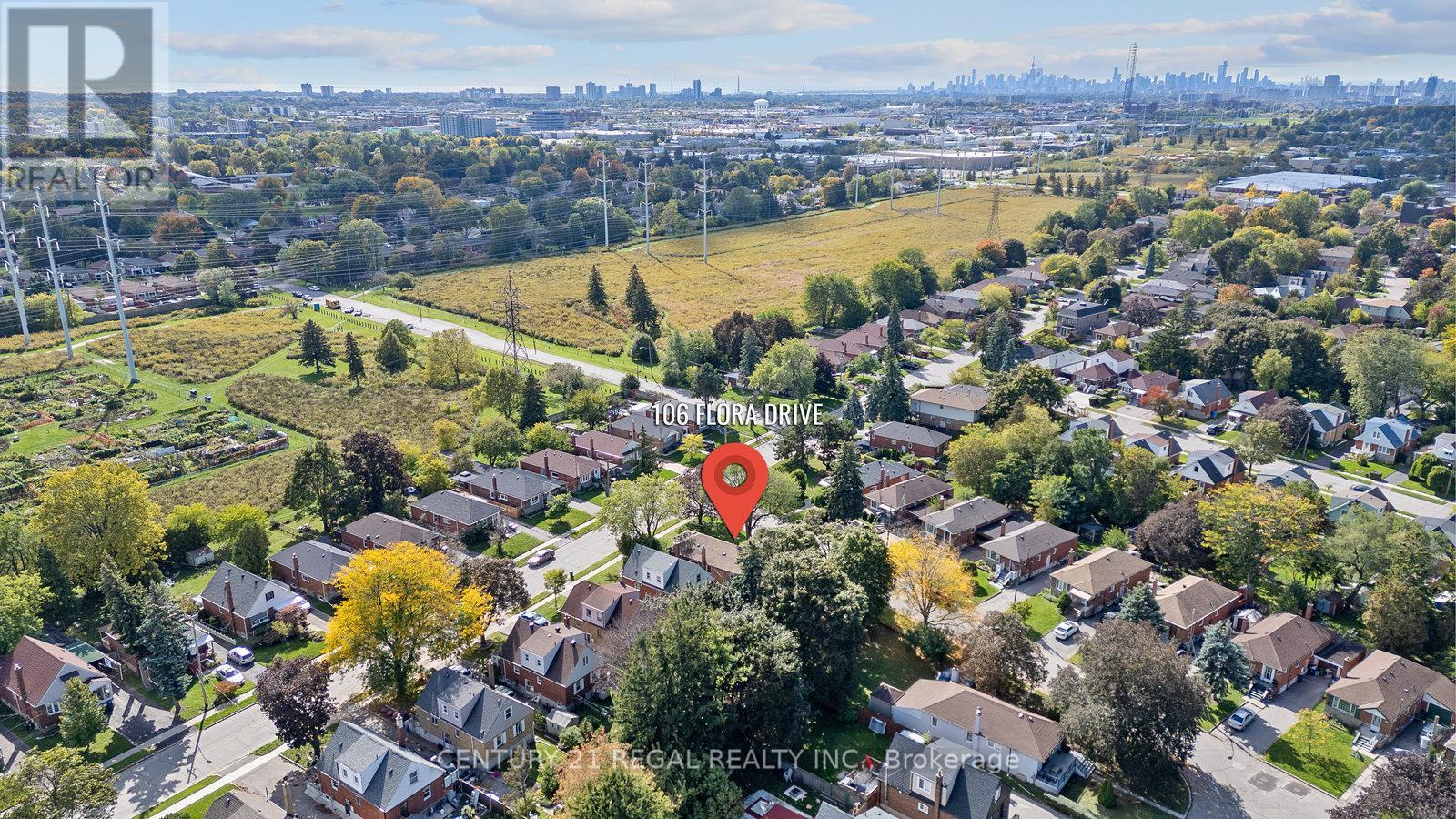 106 Flora Drive, Toronto (dorset Park), Ontario