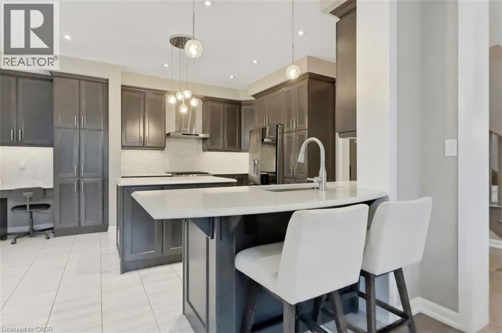 355 Wisteria Way, Oakville, Ontario