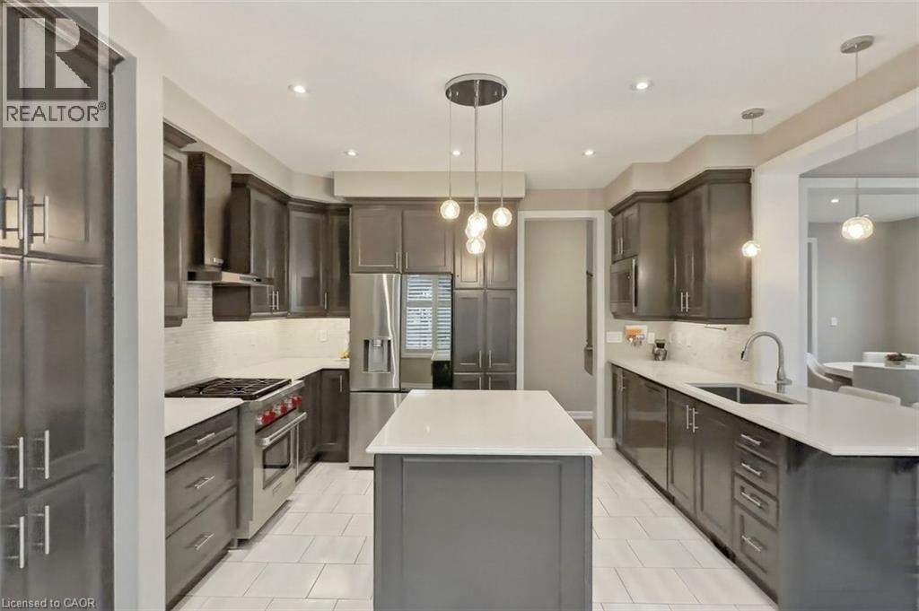 355 Wisteria Way, Oakville, Ontario