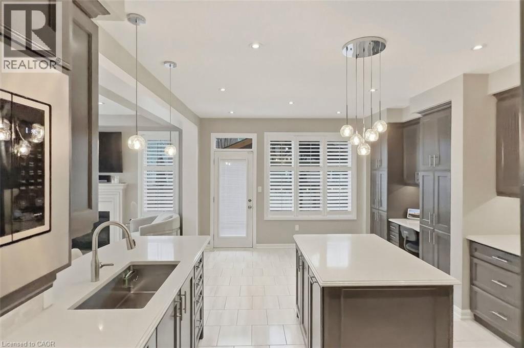 355 Wisteria Way, Oakville, Ontario