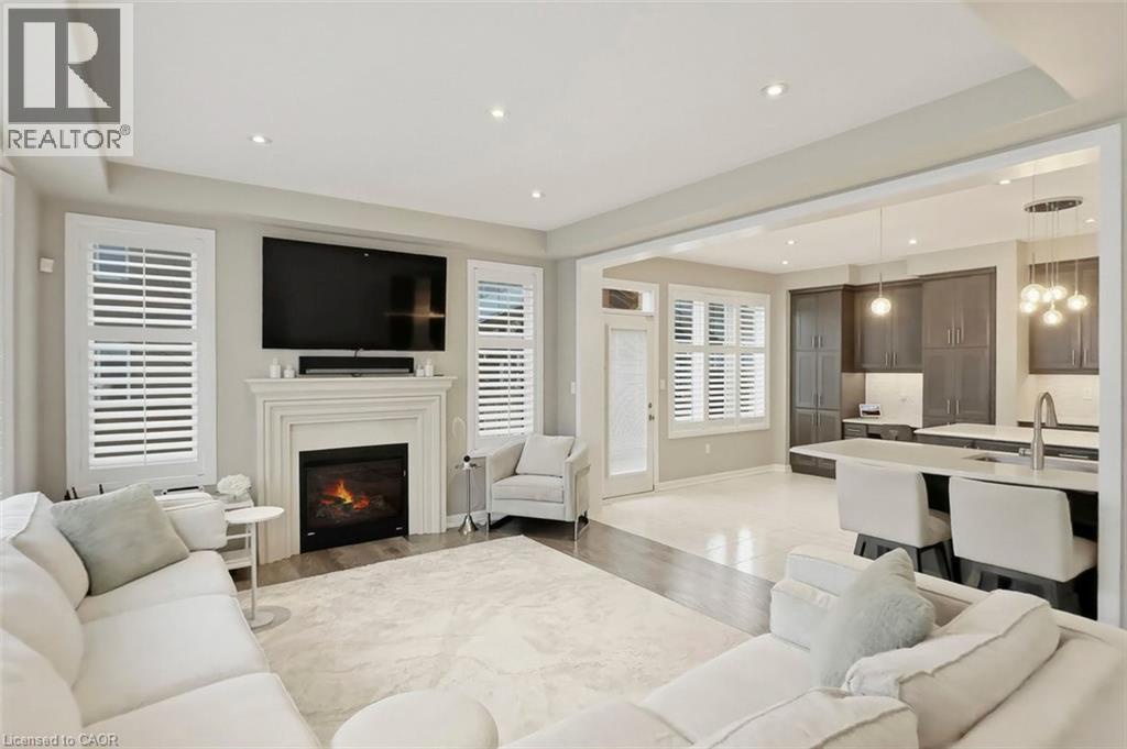 355 Wisteria Way, Oakville, Ontario