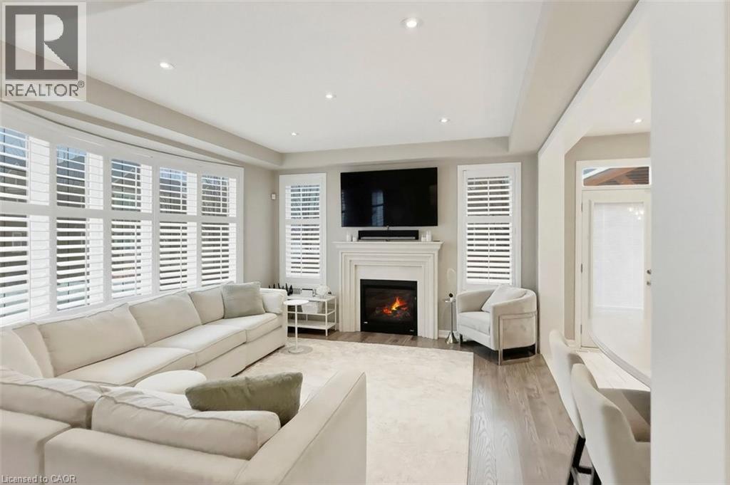 355 Wisteria Way, Oakville, Ontario