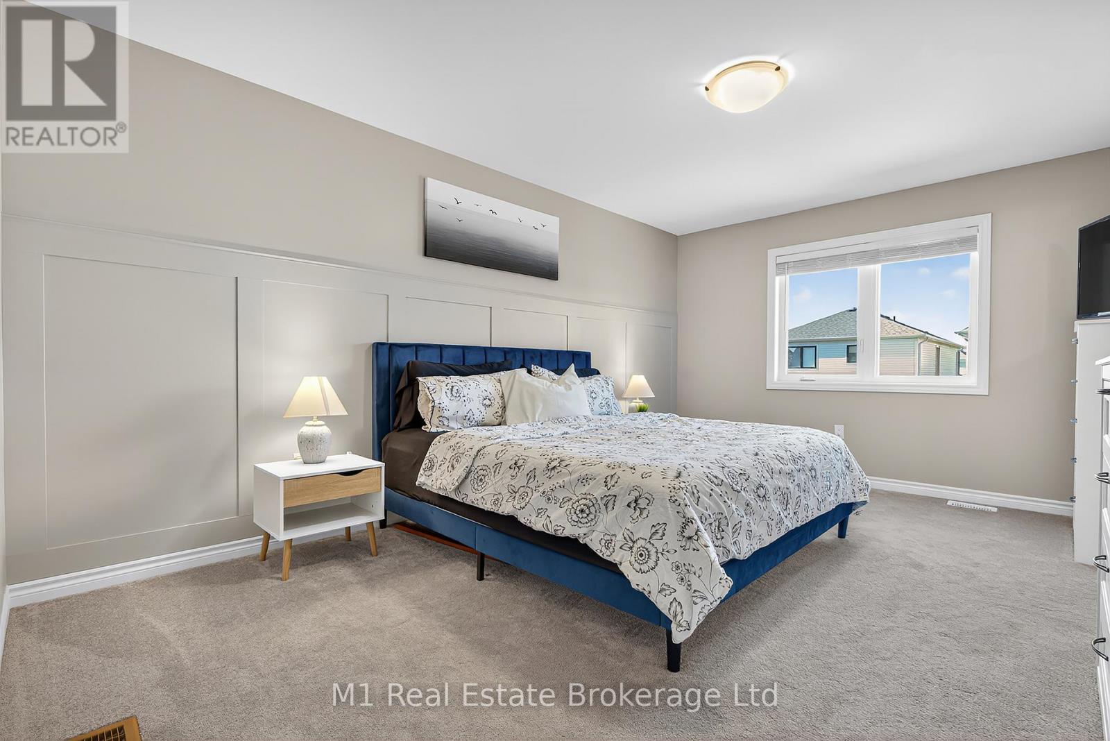 43 Harpin Way W, Centre Wellington (fergus), Ontario