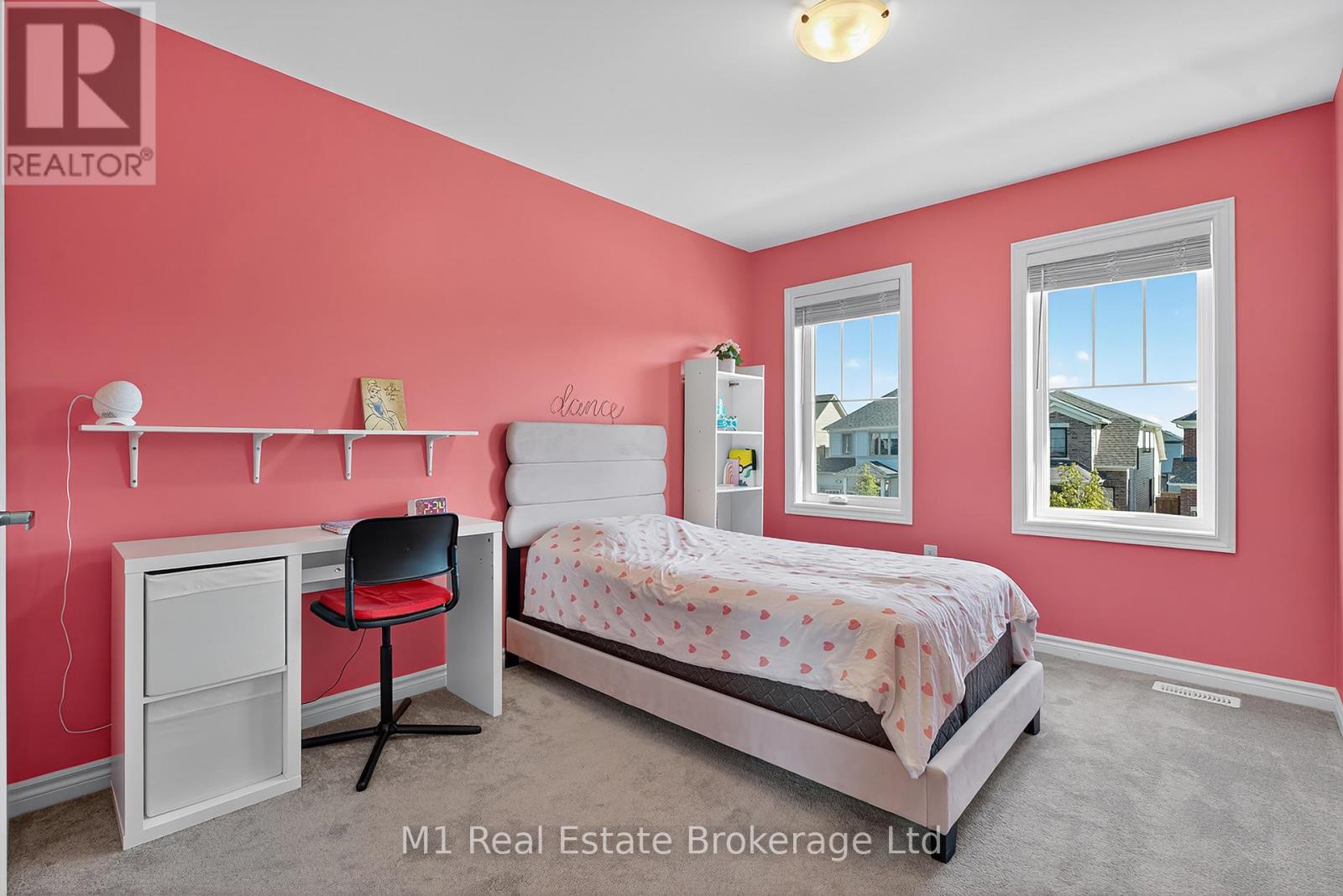 43 Harpin Way W, Centre Wellington (fergus), Ontario