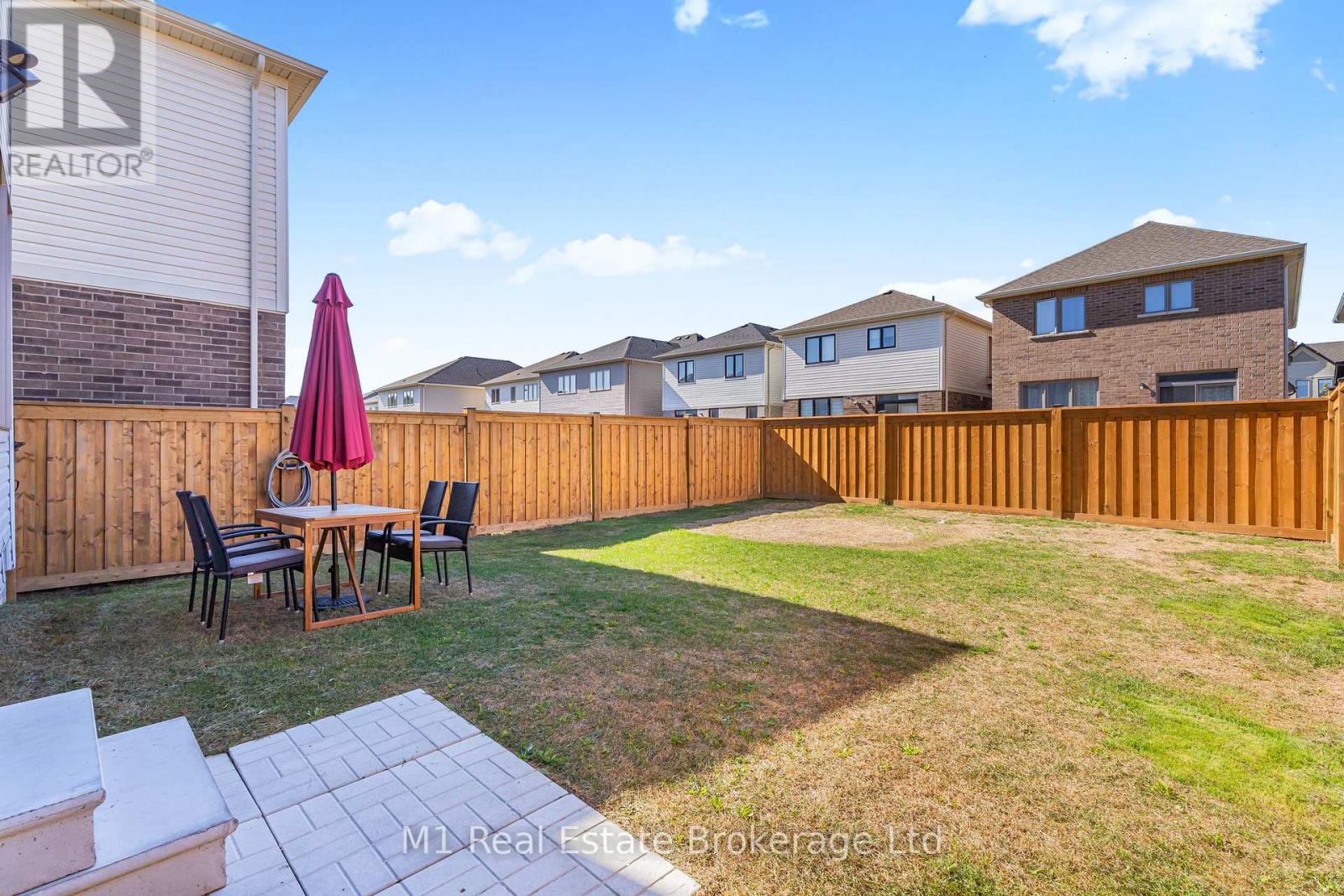 43 Harpin Way W, Centre Wellington (fergus), Ontario
