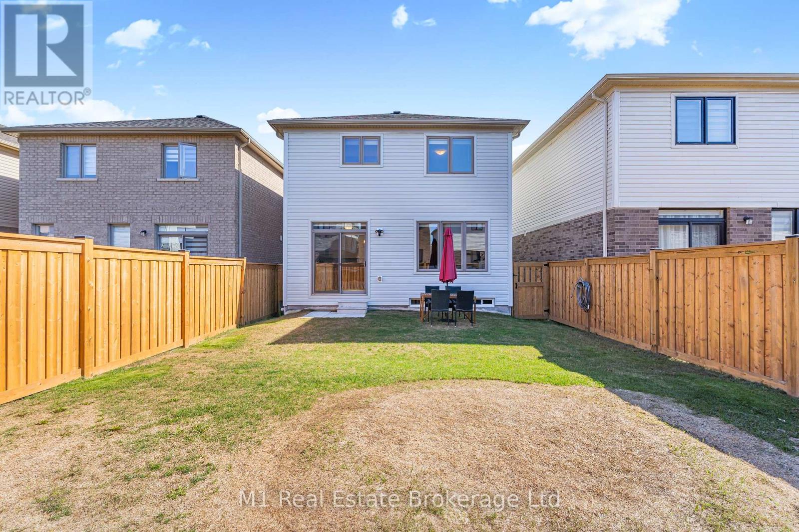 43 Harpin Way W, Centre Wellington (fergus), Ontario