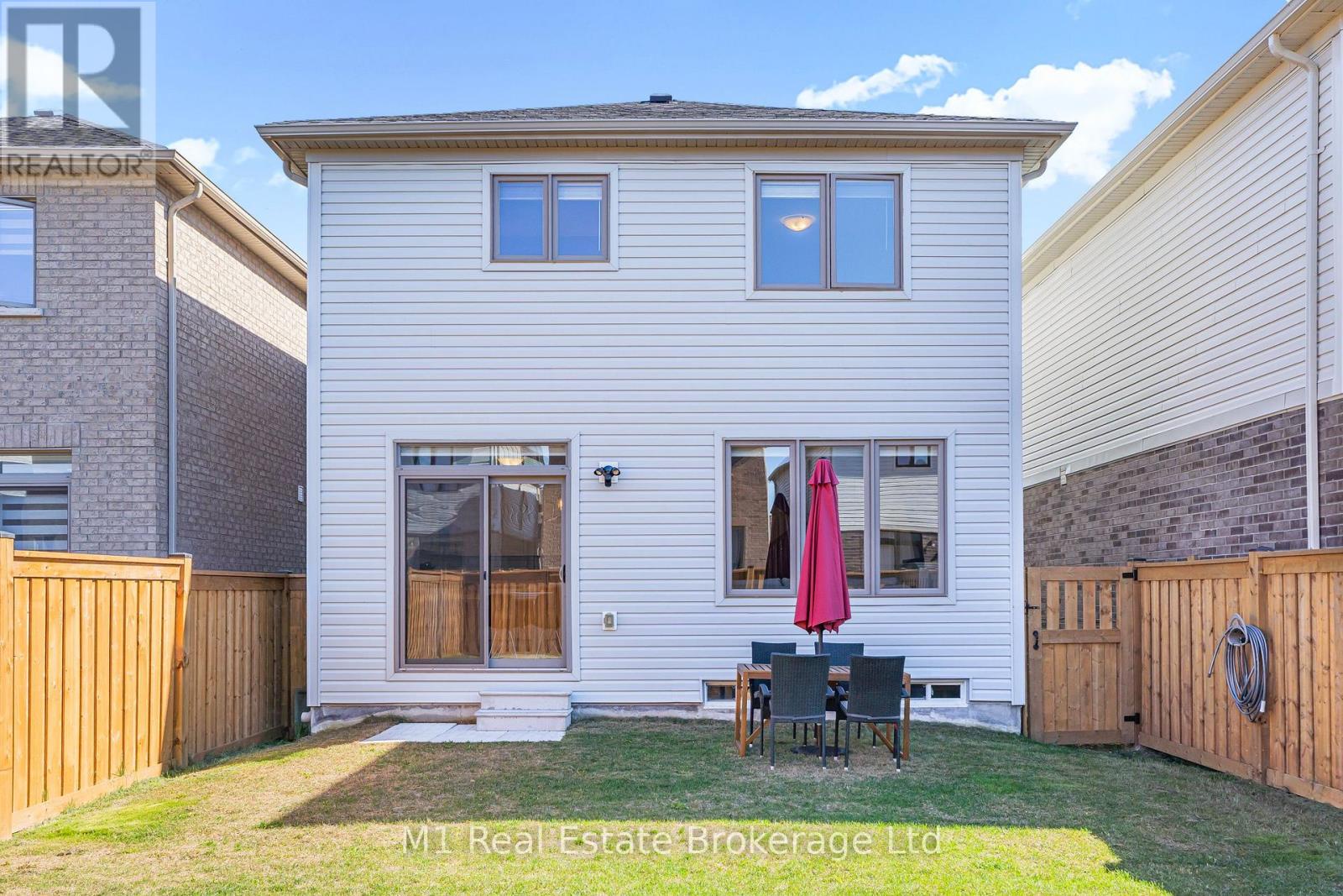 43 Harpin Way W, Centre Wellington (fergus), Ontario