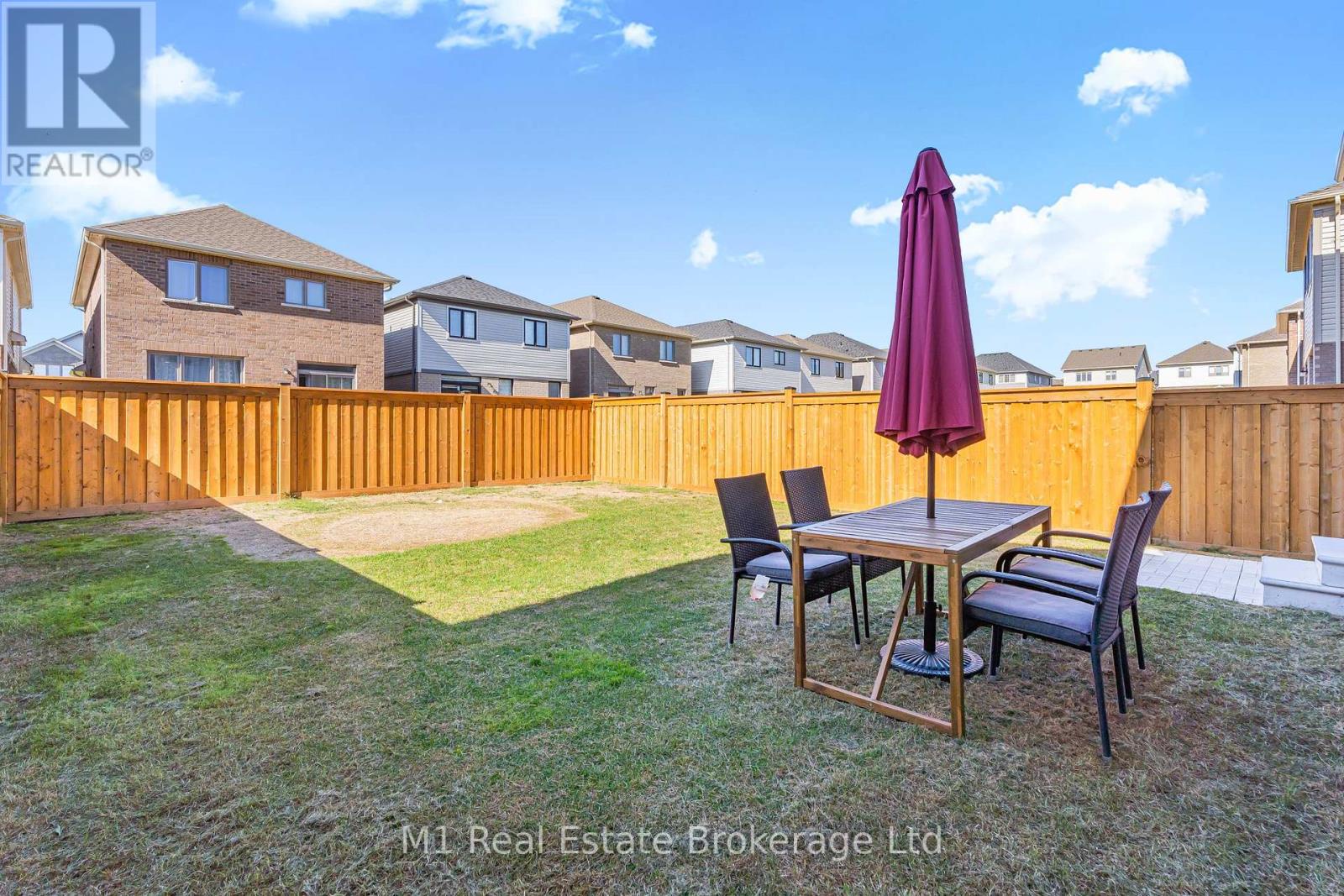 43 Harpin Way W, Centre Wellington (fergus), Ontario