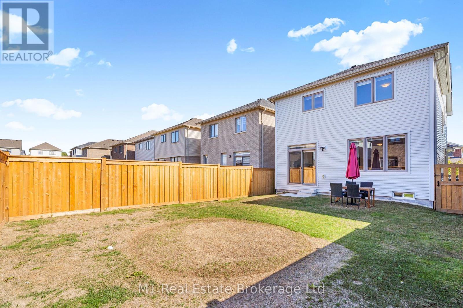 43 Harpin Way W, Centre Wellington (fergus), Ontario