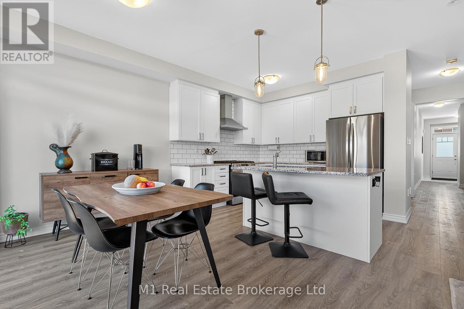 43 Harpin Way W, Centre Wellington (fergus), Ontario