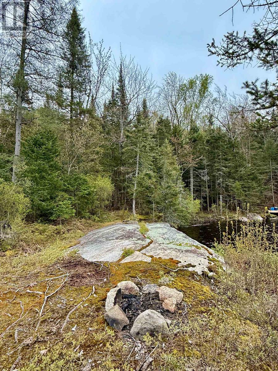 0 King Lake, Machar, Ontario