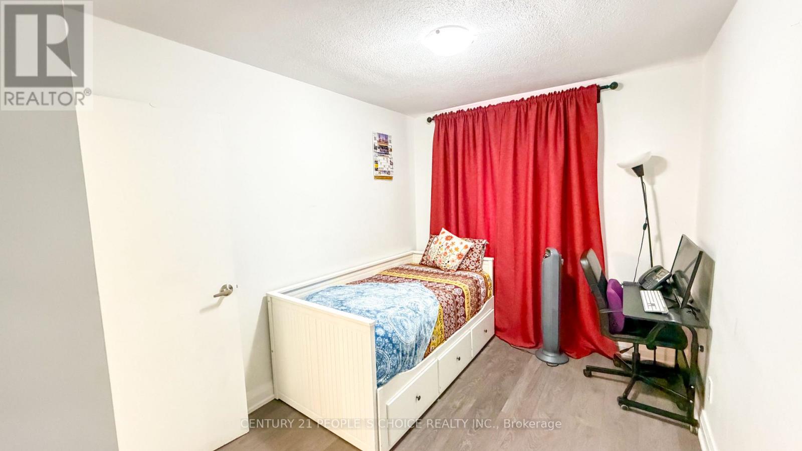 201 - 2485 Woking Crescent, Mississauga (sheridan), Ontario