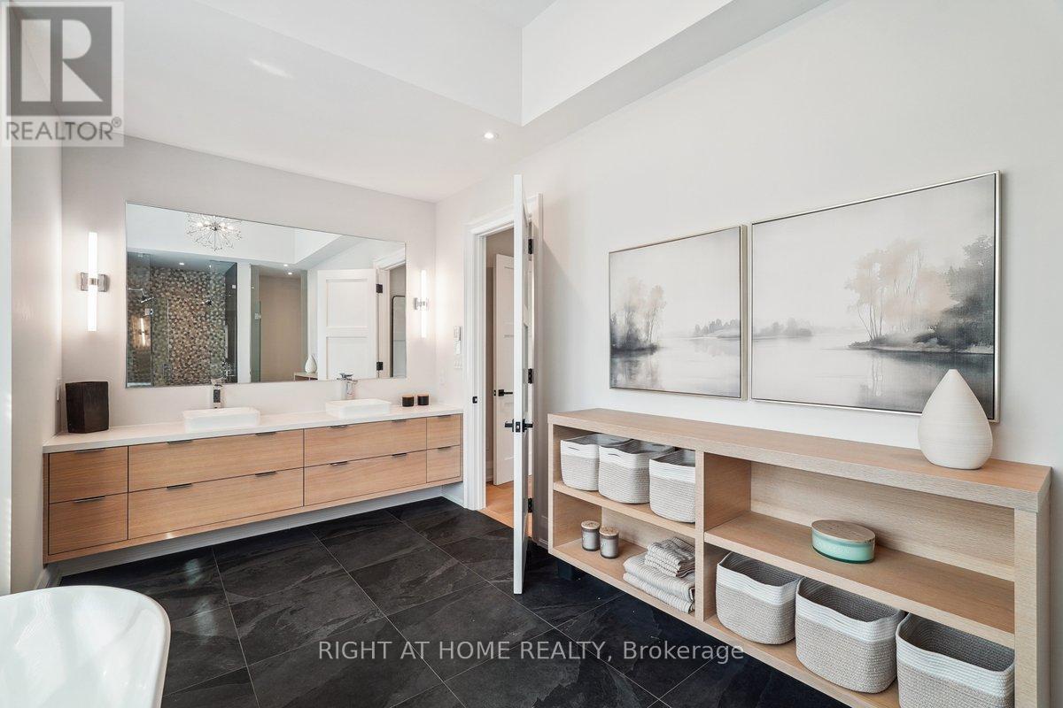 1260 Braeside Drive, Oakville (mo Morrison), Ontario