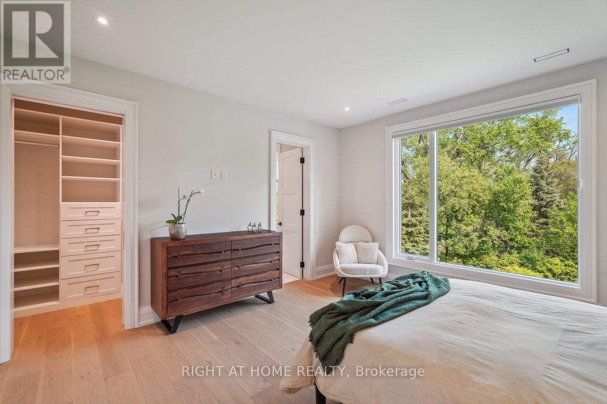 1260 Braeside Drive, Oakville (mo Morrison), Ontario