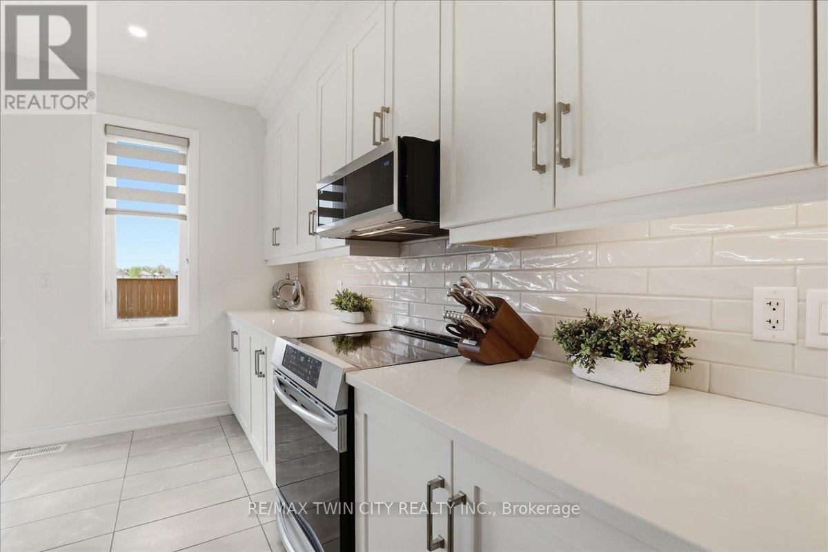 10 Gourlay Farm Lane, North Dumfries, Ontario