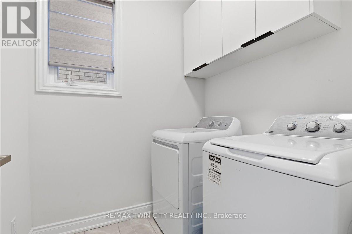 10 Gourlay Farm Lane, North Dumfries, Ontario