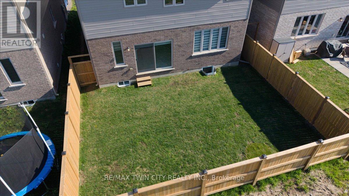 10 Gourlay Farm Lane, North Dumfries, Ontario
