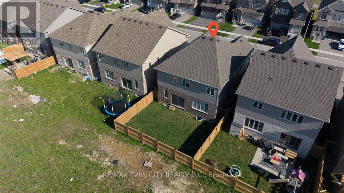 10 Gourlay Farm Lane, North Dumfries, Ontario