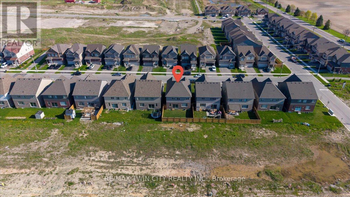 10 Gourlay Farm Lane, North Dumfries, Ontario