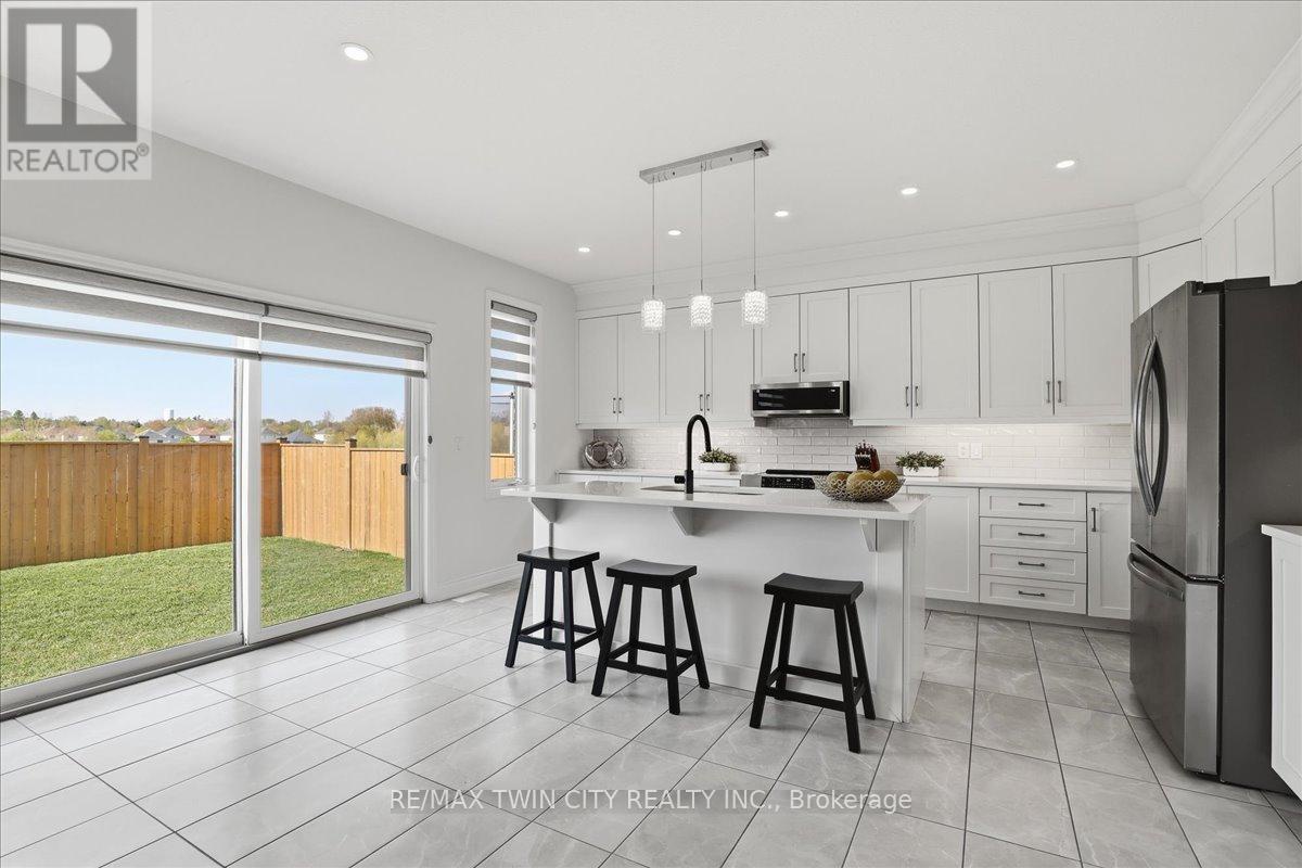 10 Gourlay Farm Lane, North Dumfries, Ontario