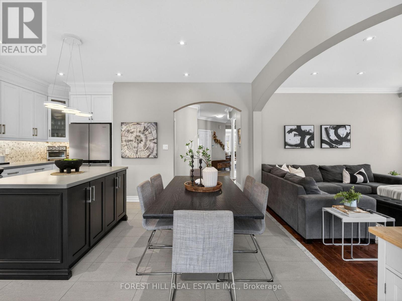92 Seabreeze Avenue, Vaughan (patterson), Ontario